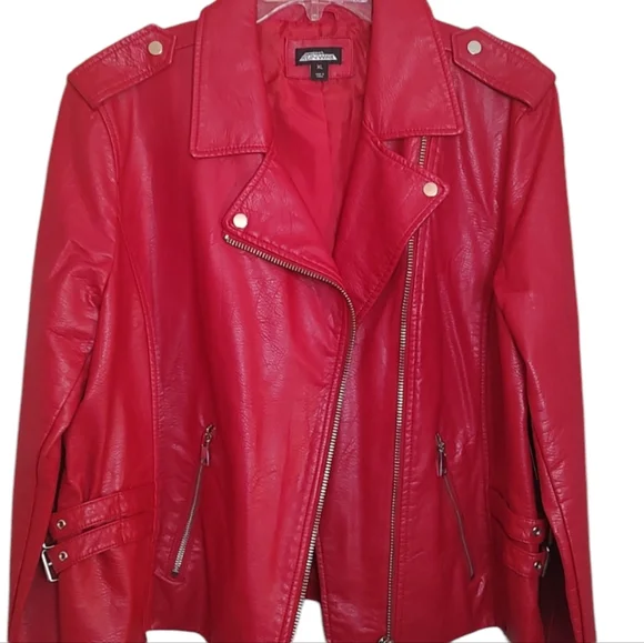 New Project Runway Red Faux Leather Moto Jacket with Silver Trim sz XL - Picture 6 of 7